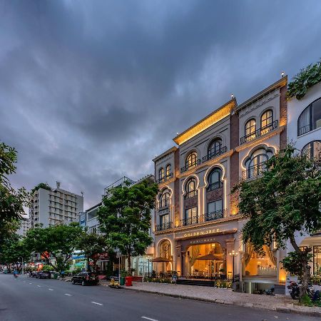 Golden Tree Apartments Хошимин Екстериор снимка
