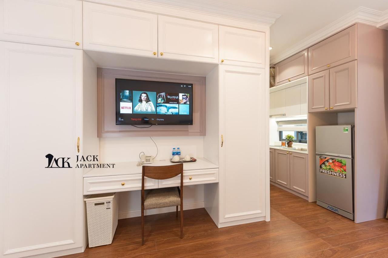 Golden Tree Apartments Хошимин Екстериор снимка