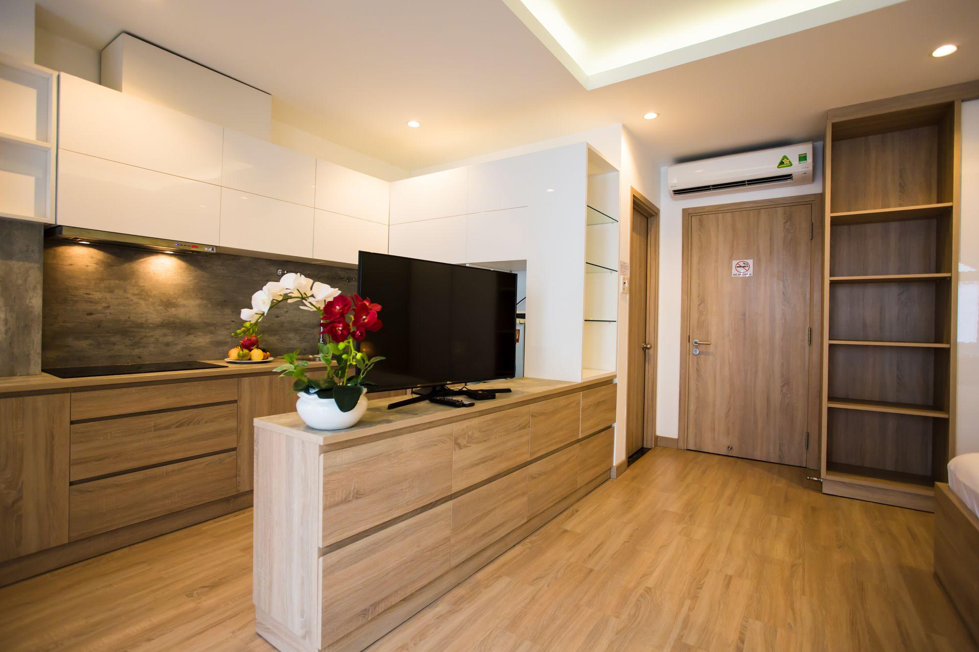 Golden Tree Apartments Хошимин Екстериор снимка