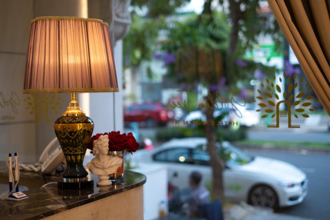 Golden Tree Apartments Хошимин Екстериор снимка