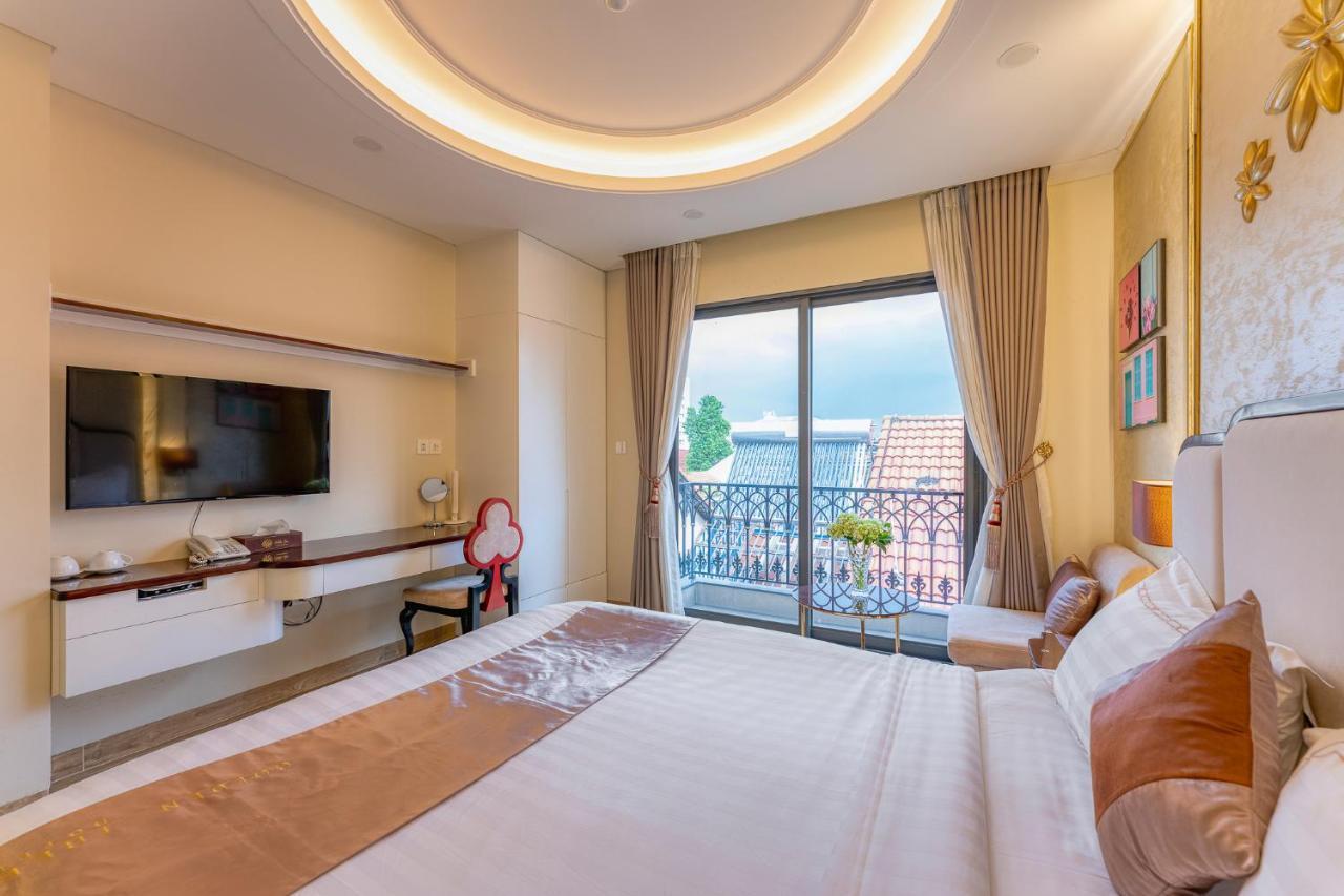 Golden Tree Apartments Хошимин Екстериор снимка