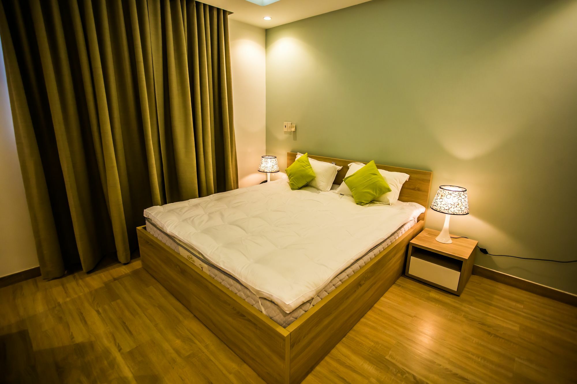 Golden Tree Apartments Хошимин Екстериор снимка